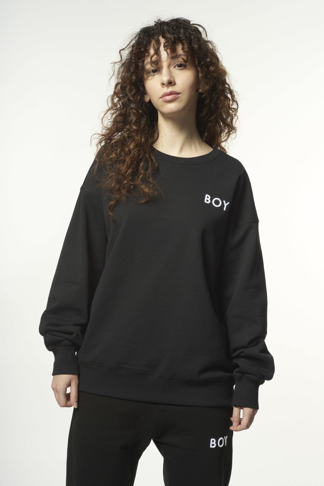 Winning Ways to Style Unisex Hoodies