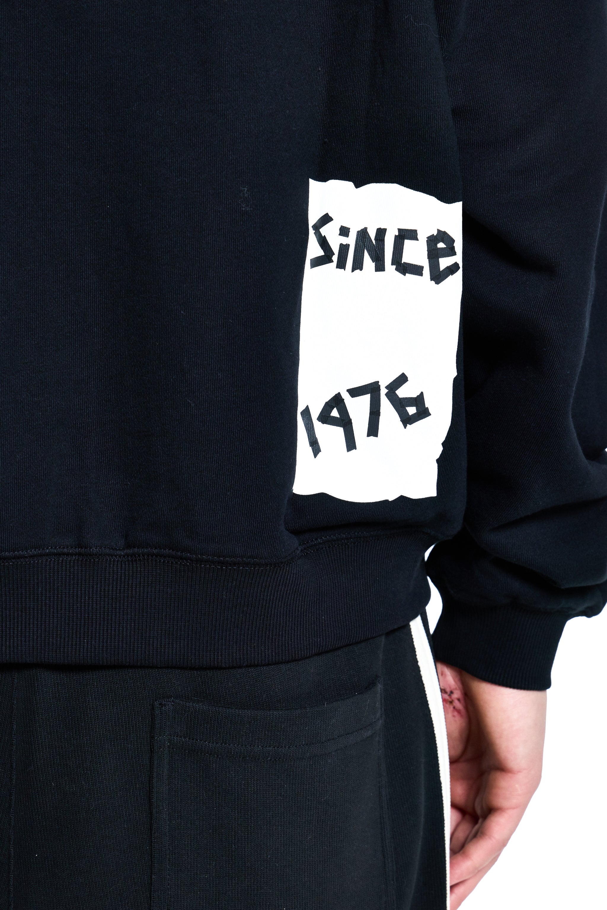 BOY TAPE EAGLE SWEATSHIRT