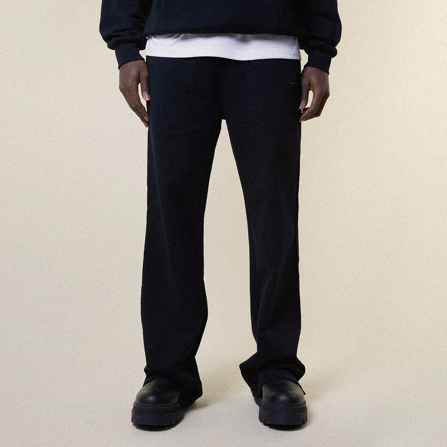 【unsunさん専用】8YARDS Ribbed Joggers | Black Keeping Tabs Cargo Jogger – ECKO UNLTD